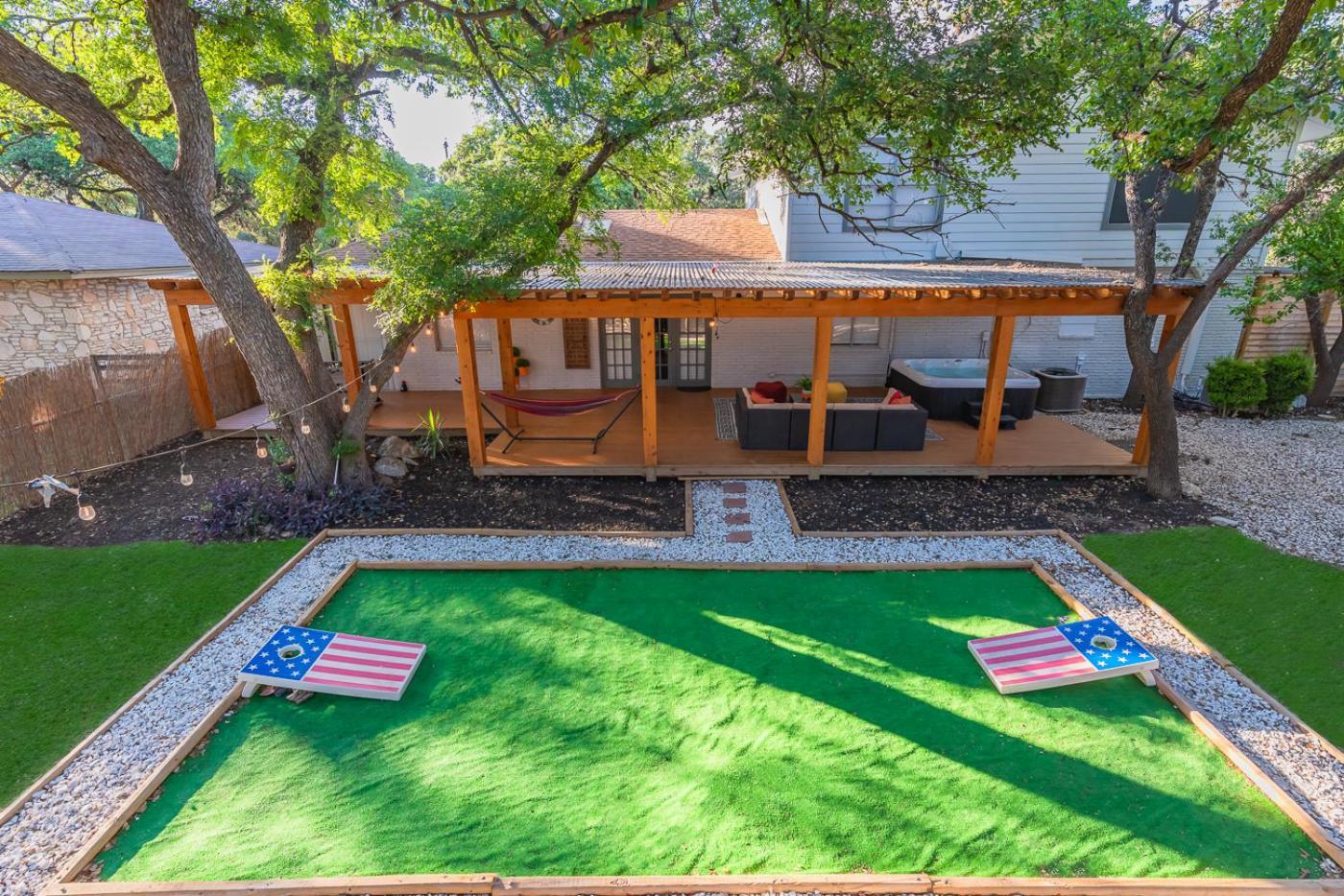 Luxurious Home With Hot Tub & Tree Deck By 6Flags San Antonio Exterior foto